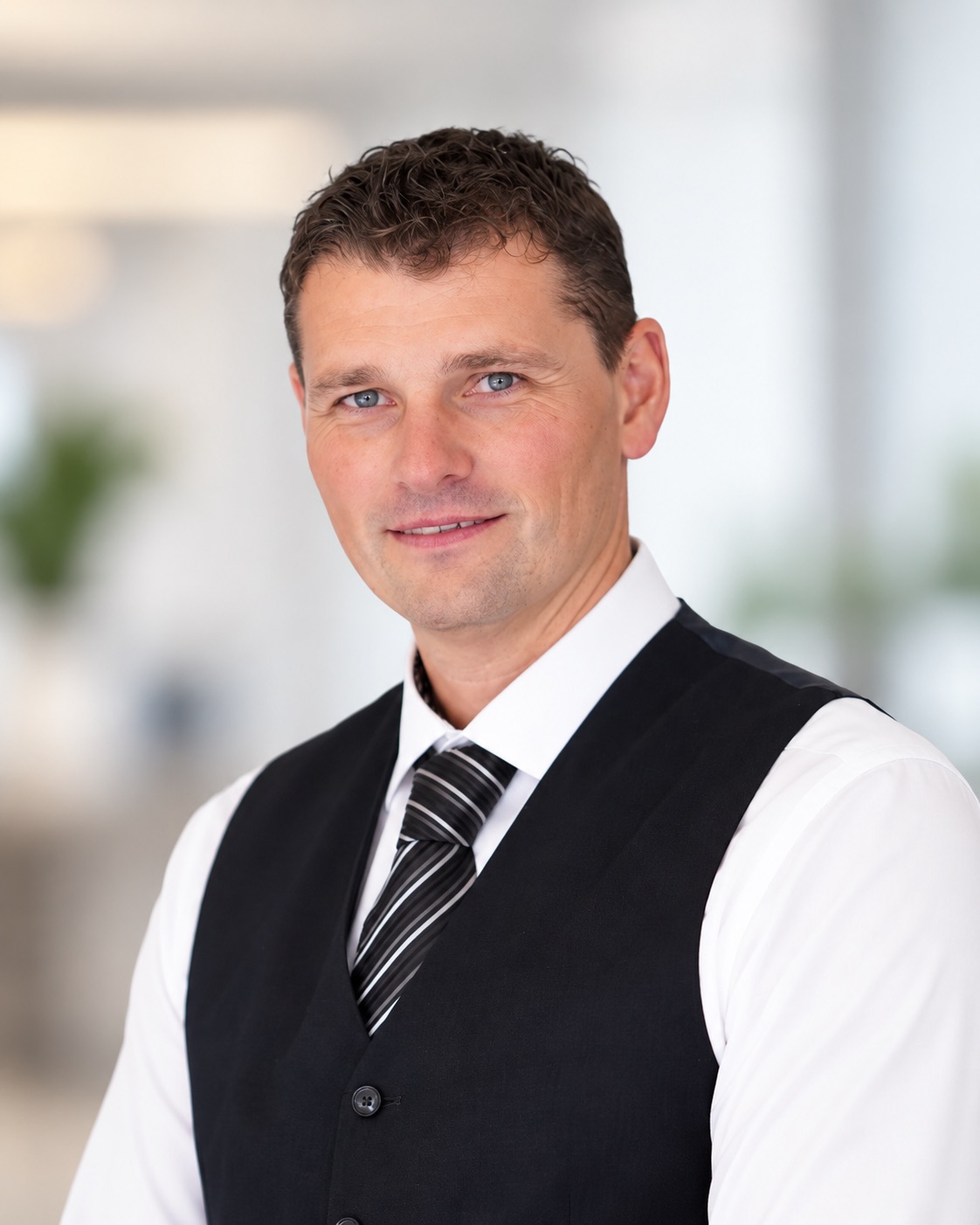 Dennis Klüsekamp, Unternehmensberater und KI-Architekt bei D7 Consulting